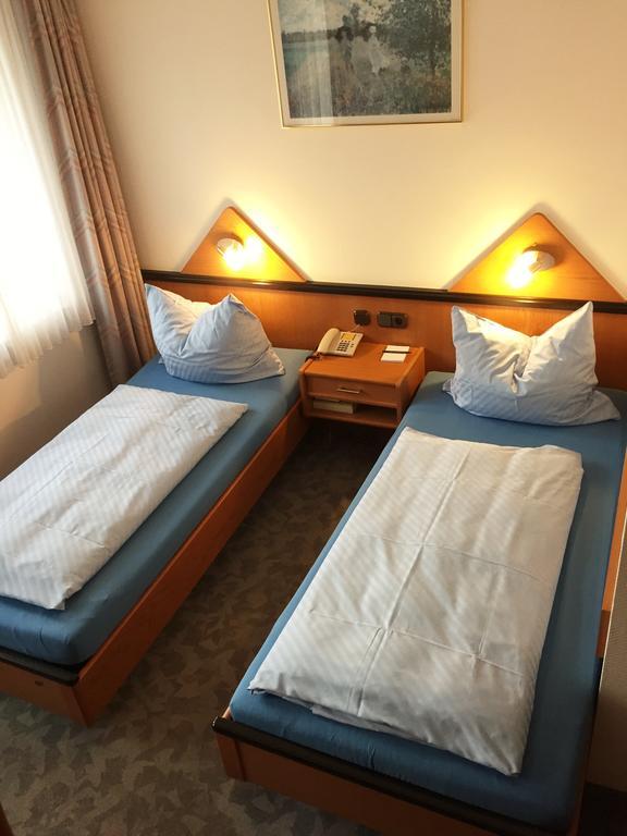 Hotel Ambassador Βόννη Δωμάτιο φωτογραφία